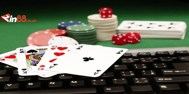 Tìm hiểu đánh bài online